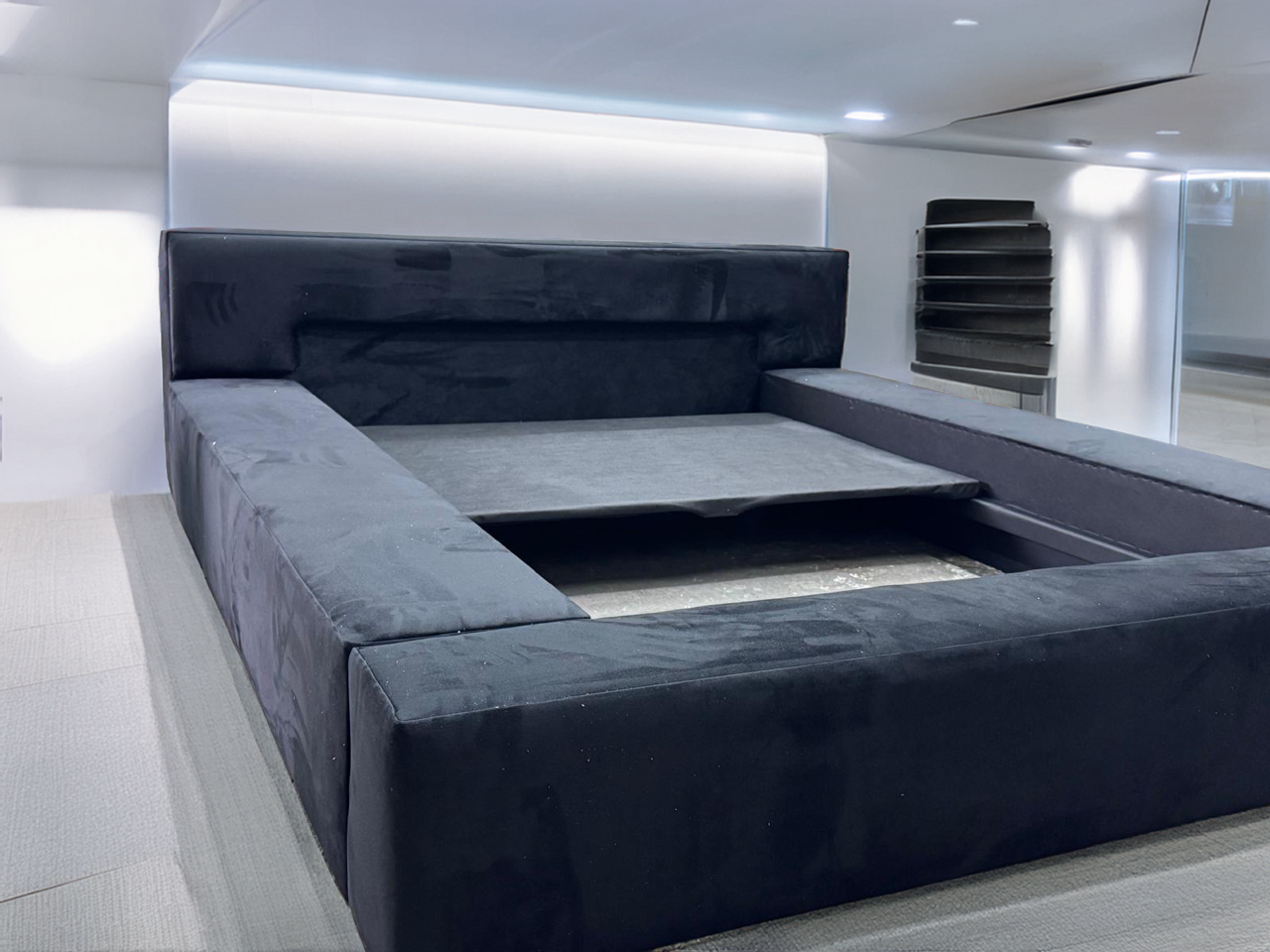 Luxury upholstered bed
